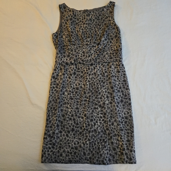 Ann Taylor Dresses & Skirts - Ann Taylor Silk Black Grey Abstract Leopard Print Midi Sheath Dress CW3